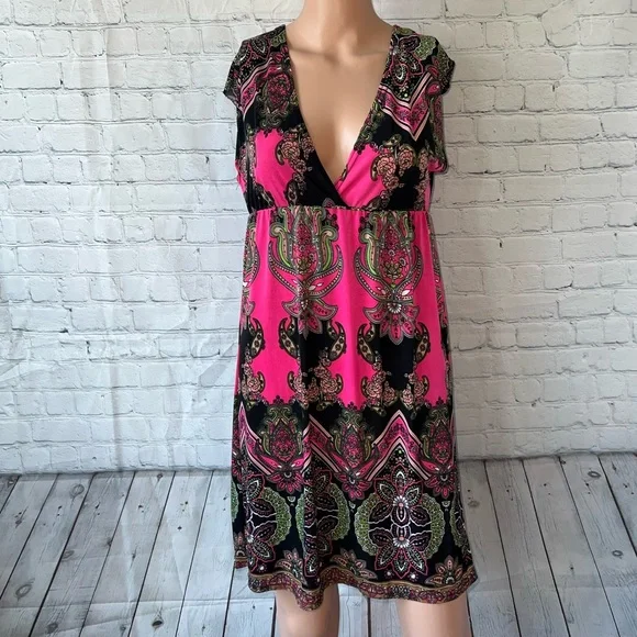 Bobbie Brooks Ladies Pink & Black floral dress size S - Picture 1 of 12